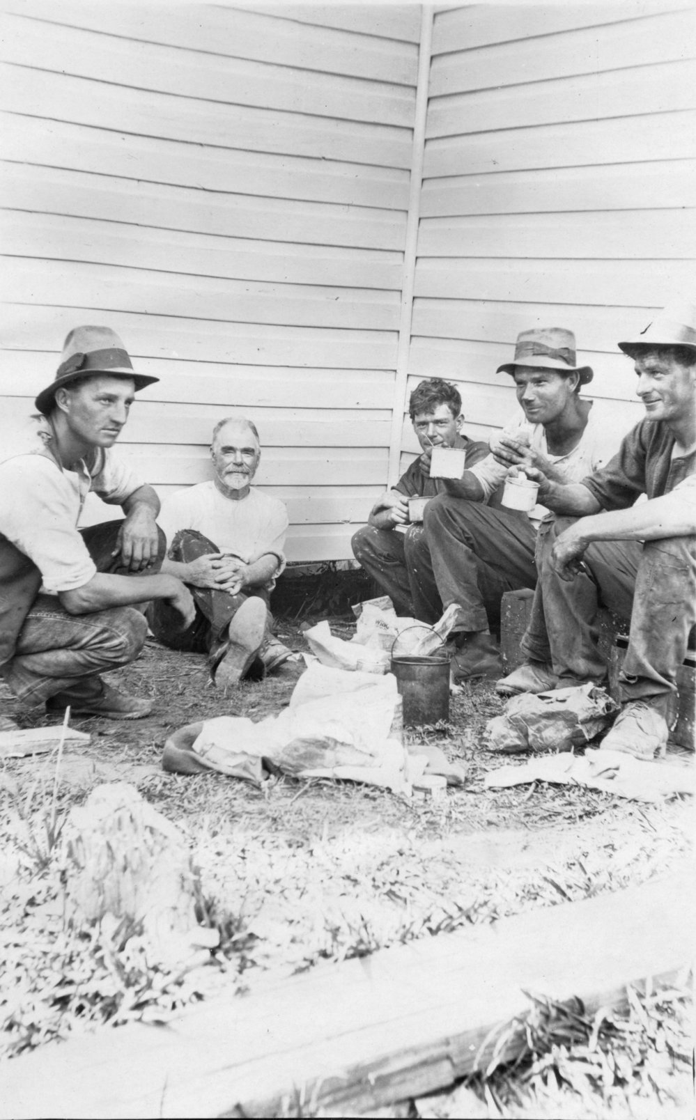 "Smoko" time, c.1920