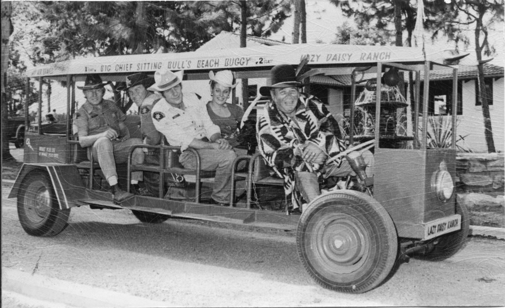 Lazy Daisy Caravan Ranch on the Pacific Highway at Bonville, c.1970