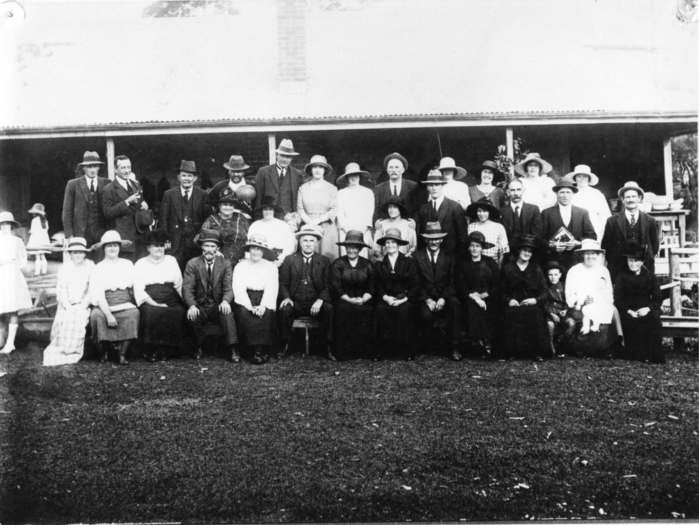Portrait of the Matten family, c.1920