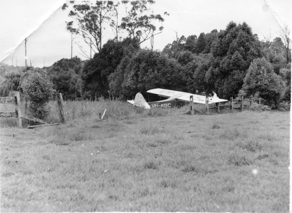 Auster Autocrat aeroplane VH-KSC crash at Karangi, 10 January 1951 