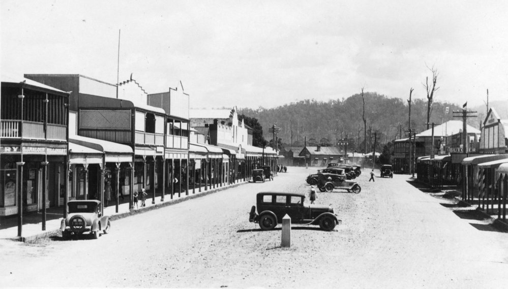 High Street, c. 1930