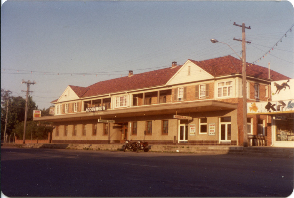 Fitzroy Hotel, August 1982 