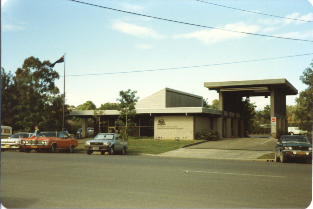 Motor Registry in Gordon Street, June 1984 
