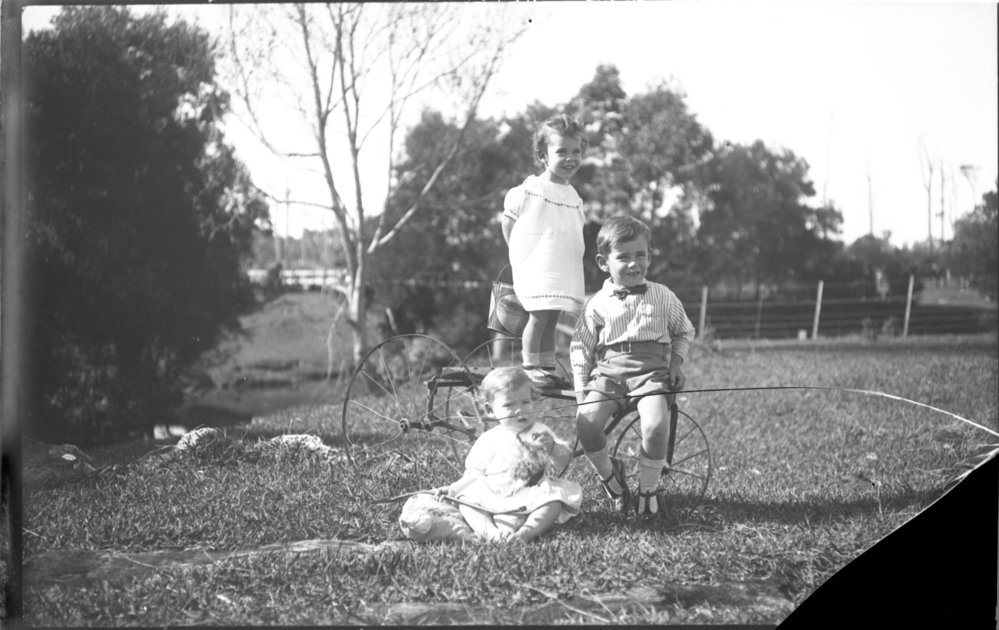 Jack with Nancy and Norman Hills, 1922