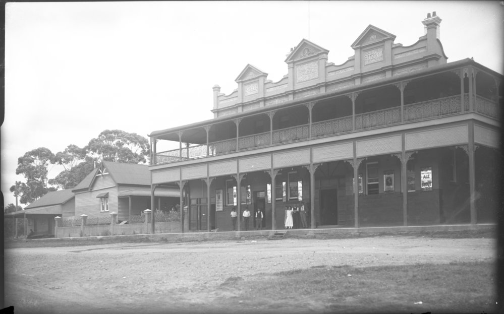 Fitzroy Hotel, 11 November 1924