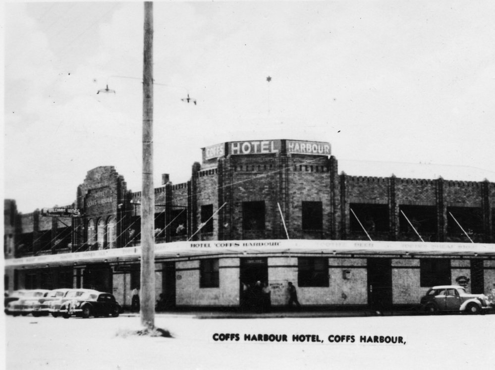 Hotel Coffs Harbour on Grafton Street, 1930s