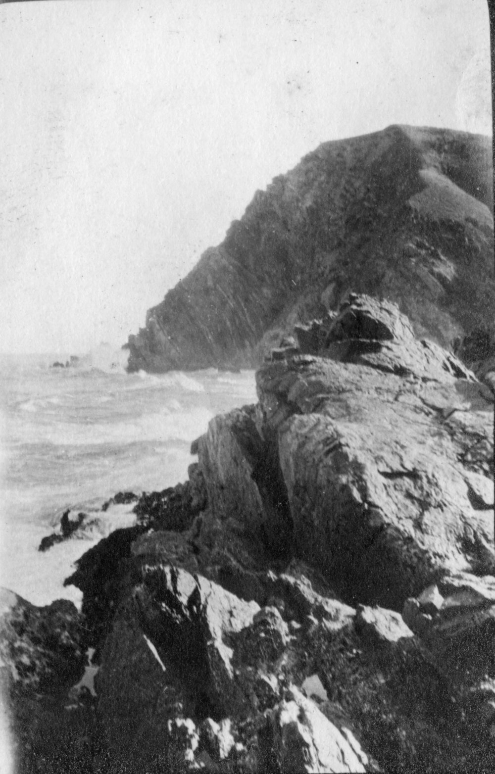 Cliff view near Korora, c.1912