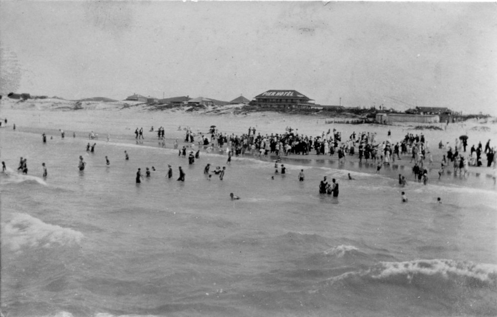 Bathers on the main beach at Byron Bay, c.1912