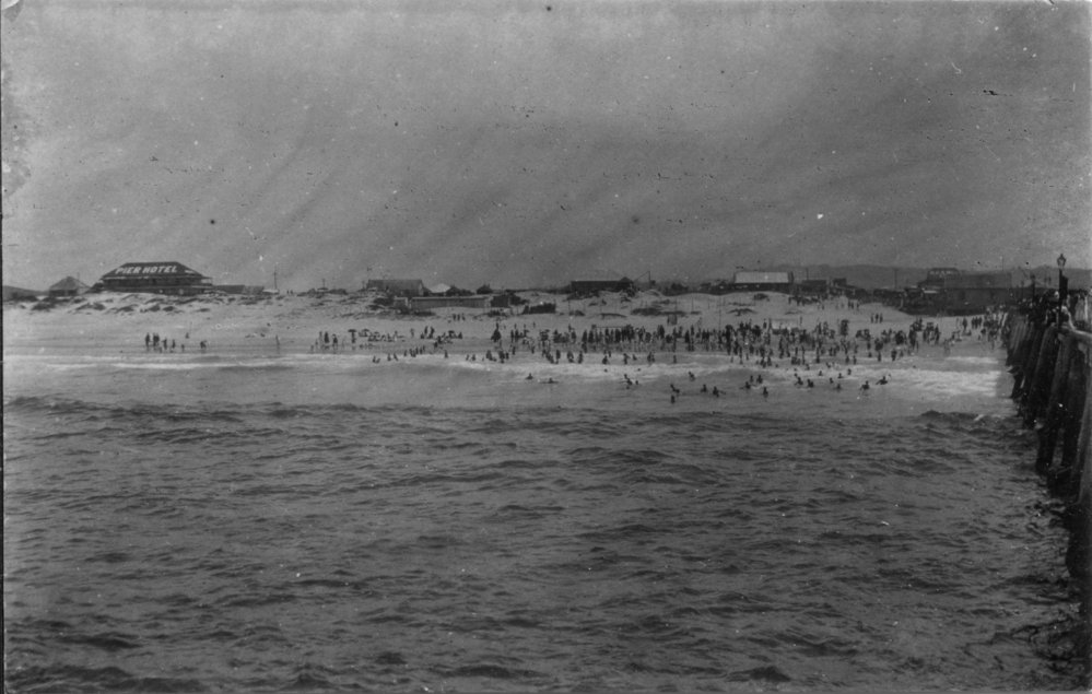 Bathers on the main beach at Byron Bay, c.1912