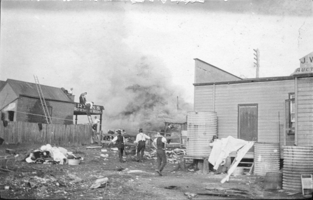 Miss Ward's Refreshment Rooms threatened by fire in Byron Bay, c.1912
