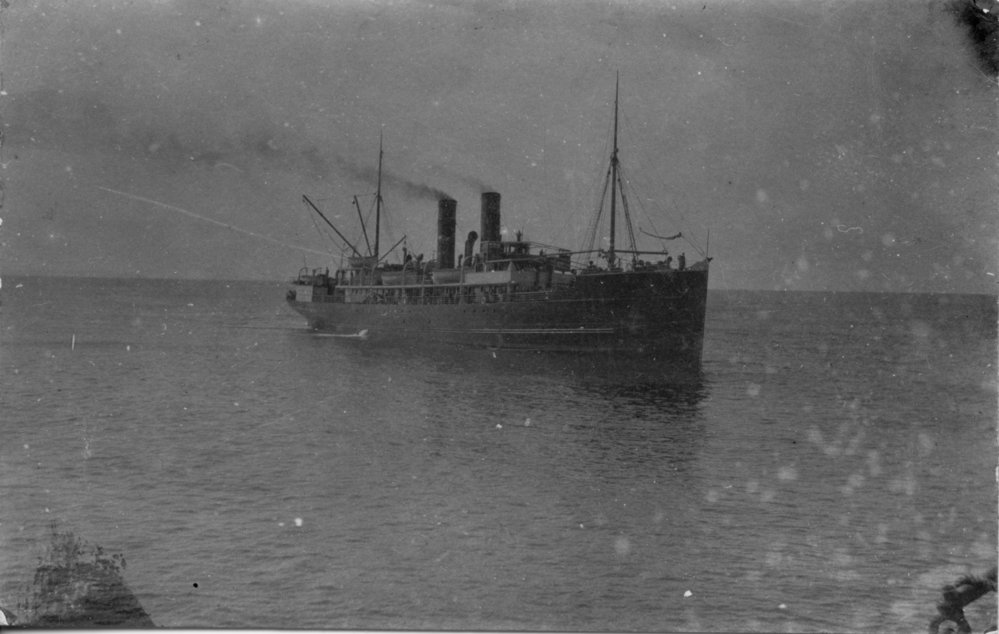 A passenger ship approaches Byron Bay Jetty, c.1912