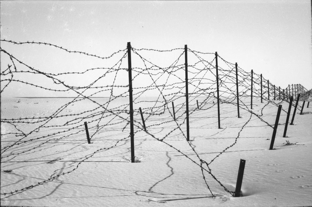 Barbed wire on Park Beach, c. 1943