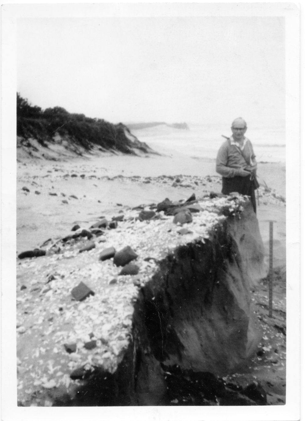 Aboriginal industrial site at Sandy's Beach, late 1960s