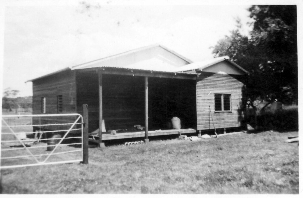 "Lochnagar" in Rigney Street at Ebor, 1950s