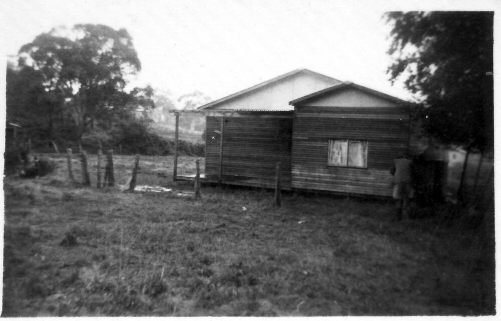 "Lochnagar" in Rigney Street at Ebor, 1950s