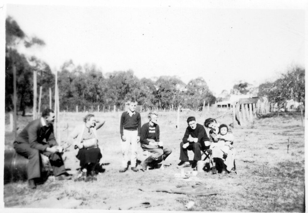 Neighbours at Ebor, 1950s 