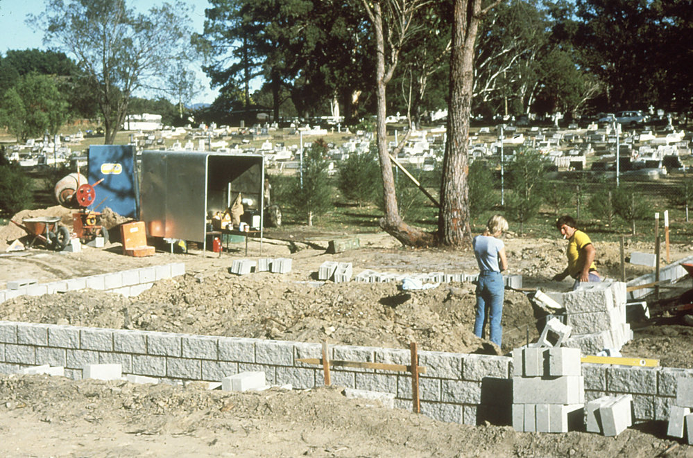 Building the Information Centre at the North Coast Regional Botanic Garden