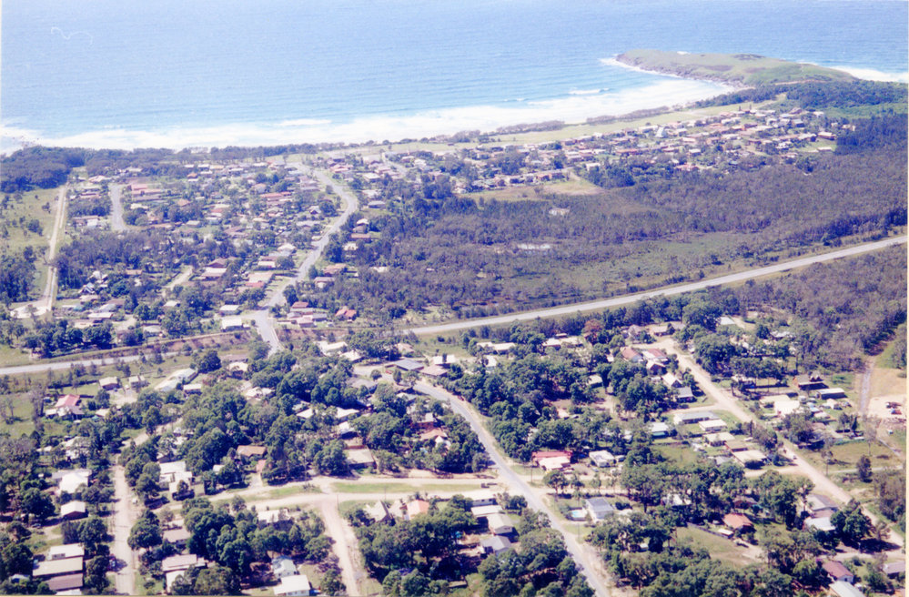 Aerial view of Sandy Beach looking eastwards, 1992 - 1994