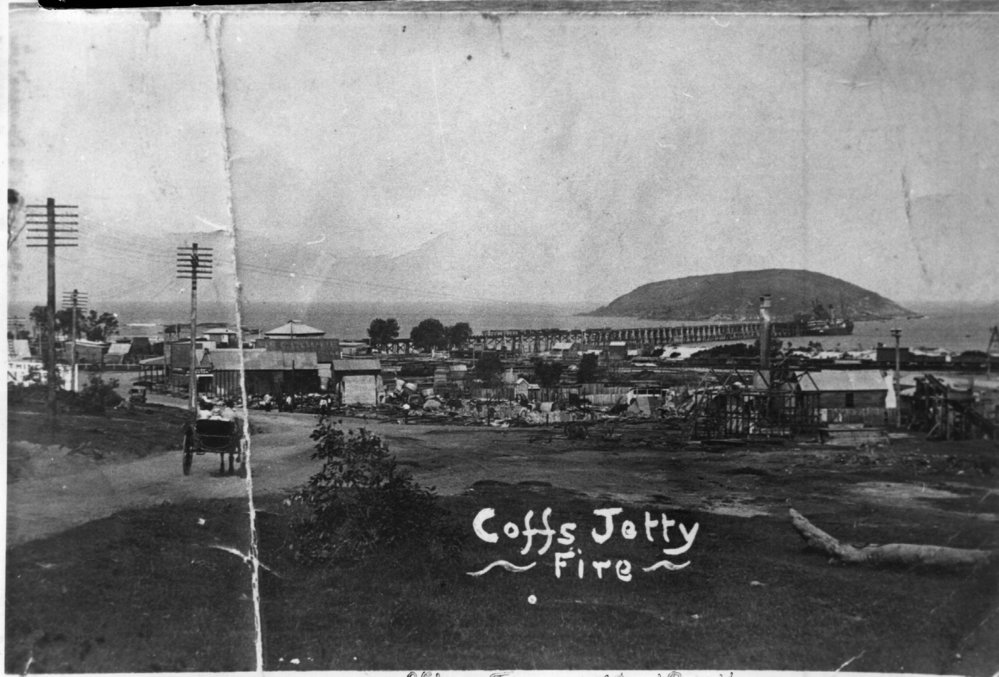 The jetty area after the fire, 14 December 1914