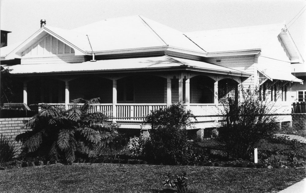The Clissolds' House at 4 Azalea Avenue,  August 1991