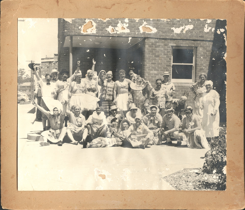 Men in costume, Plantation Hotel 