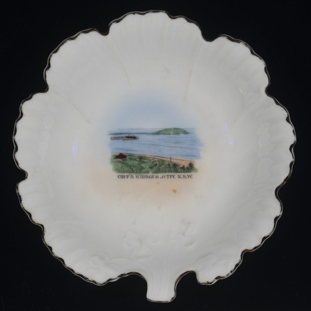 Souvenir Decorative Bowl