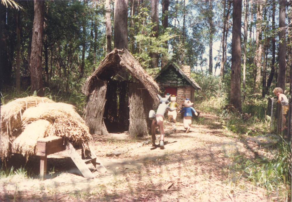 The Three Little Pigs, Storyland Gardens, mid-1980s