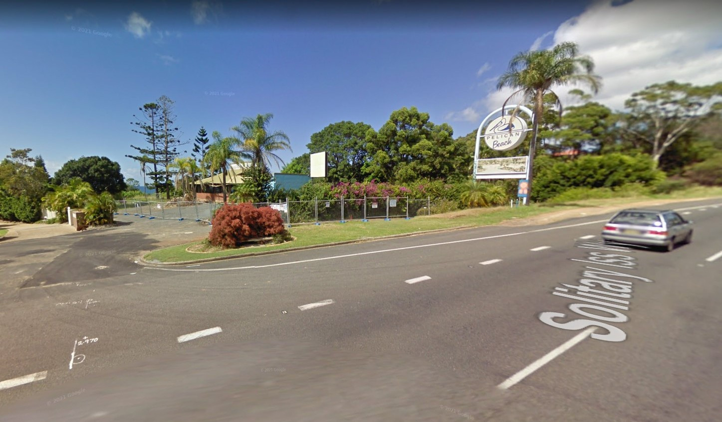 Google maps showing Resort sign at the highway turnoff