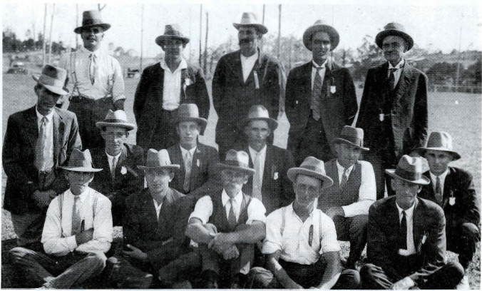 Members of the Nana Glen A. & H. Society, elected 1926. Back row: (Left to right) (Mr. MaCanally, judge). Committee: Messrs Jack Towe/ls, George Hallgath, Owen King and Mick O'Connell. Second row: Paddy Orr, George Goodenough, Will Playford, Bob Green, Pat Porter and Wilford Franks. Front row: Ernest Rockey, Jess Ashworth J. Ingram, Allen Cousins and Percy Bowes. 