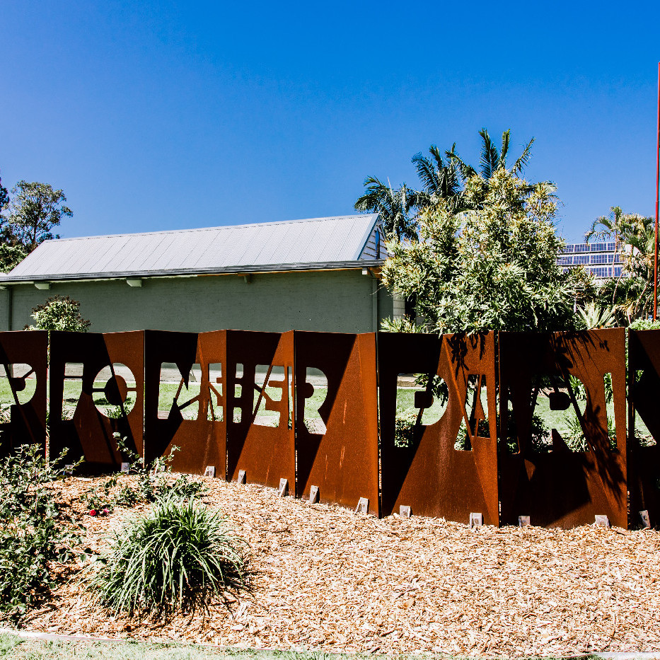 Pioneer Park sign on the corner of Duke Street and Harbour Drive, November 2017