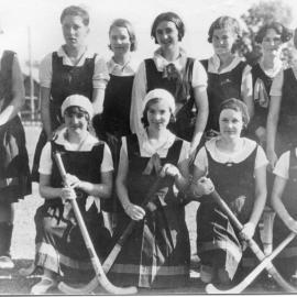 Blackbird womens hockey team, 1920s