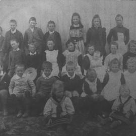 Karangi Public School, mid 1890s