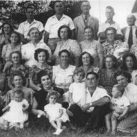 Parents and families of pupils of Boambee Public School, 1947 