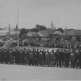 Crowd at the ANZAC Day ceremony, 25 April 1948 