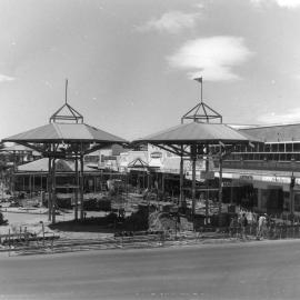 Looking east from Grafton Street towards the construction of the City Mall, c.1986