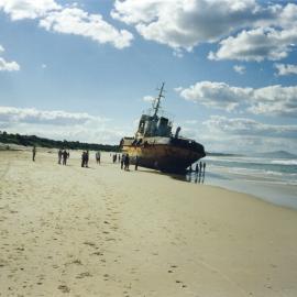 Refugee boat Zhou Gan Tou from South China beached at Scotts Head, 10 April 1999 