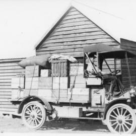 Little giant truck, c.1915