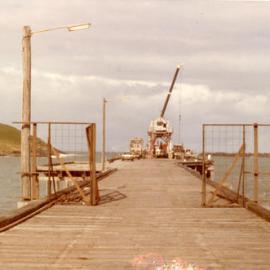 Jetty crane, 1984