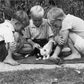 Kevin and Lenny Loder with Ian Hamey, c.1950