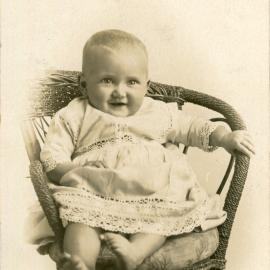 Portrait of Dorothy Black aged eight months, 1918