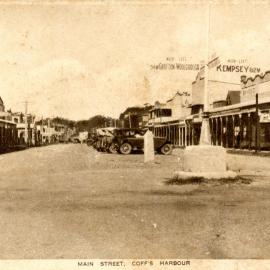 A road sign in the middle of the Grafton and High Streets intersection, c. 1925
