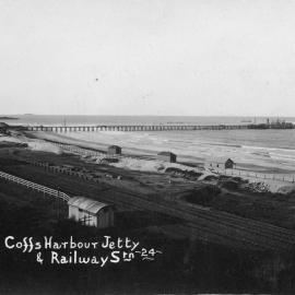 Coffs Jetty and Railway Station, c.1915