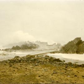 Gale hits the southern breakwall, April 1962 