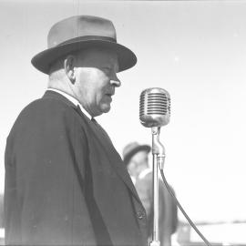 Opening speech at the inaugural Coffs Harbour Racing Club reopening meet, 7 August 1948