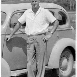 David Nicol at the airport, early 1950s 