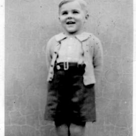 Birthday Boy Hugh Nicol at Ma and Pa Fowler's home, c.1945