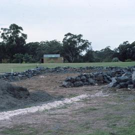 Building the Proteaceae garden bed at the Regional Botanic Garden