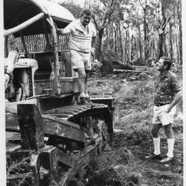 Clearing a site for the new Sawtell Surf Clubhouse, 1982 