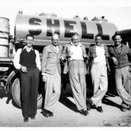 David Nicol with Shell employees at the Coffs Jetty Shell depot, 1940s