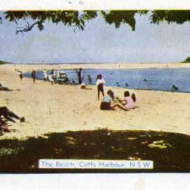 Families on the beach at Park Beach Reserve, 1930s